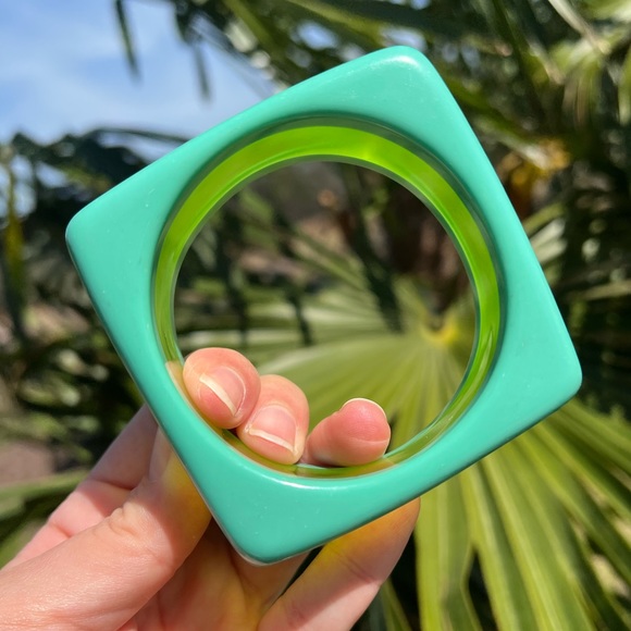 Layered bangle bracelet 70s 80s 90s perspex jewelry Tiffany blue green retro Y2K - Picture 2 of 13